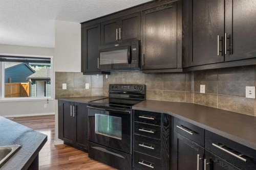 175 Panamount Way Nw, Calgary, AB - Indoor Photo Showing Kitchen