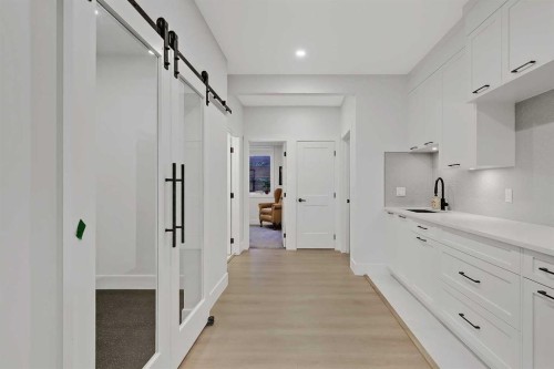 3611 Kilkenny Road Sw, Calgary, AB - Indoor