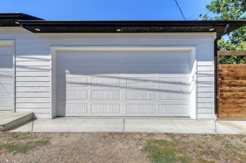 3611 Kilkenny Road Sw, Calgary, AB - Outdoor With Exterior