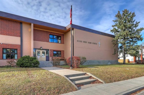 3611 Kilkenny Road Sw, Calgary, AB - Outdoor