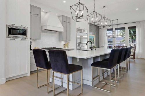 3611 Kilkenny Road Sw, Calgary, AB - Indoor