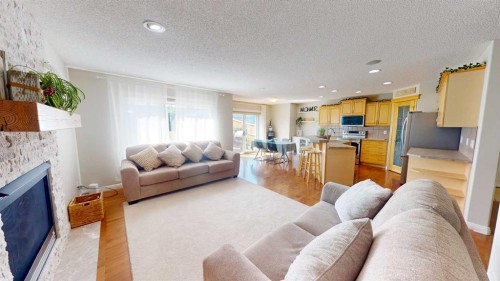 47 Chapman Circle Se, Calgary, AB 