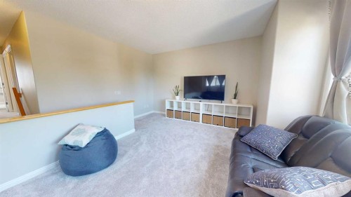 47 Chapman Circle Se, Calgary, AB 