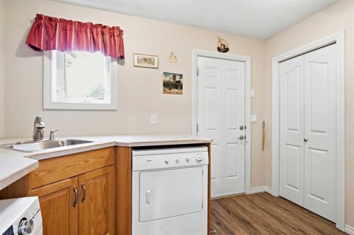 34055 Range Road 24, Rural Mountain View County, AB - Indoor Photo Showing Other Room