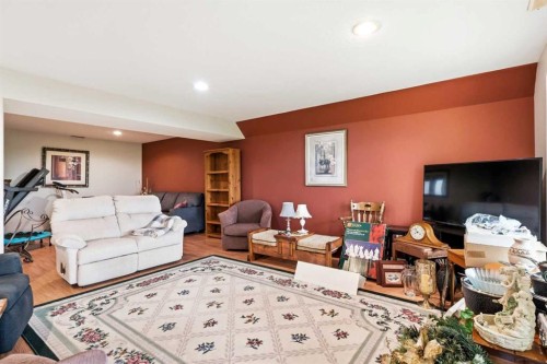 34055 Range Road 24, Rural Mountain View County, AB - Indoor