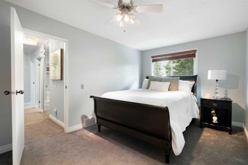 71-6915 Ranchview Drive Nw, Calgary, AB - Indoor Photo Showing Bedroom