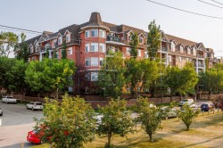 106-59 22 Avenue SW Calgary, AB T2S 3C7