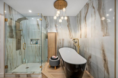 106-59 22 Avenue Sw, Calgary, AB - Indoor Photo Showing Bathroom