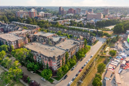 106-59 22 Avenue Sw, Calgary, AB - Outdoor With View