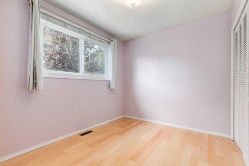 71 Rivervalley Crescent Se, Calgary, AB 