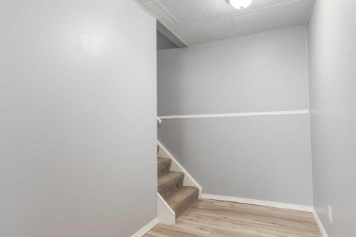 71 Rivervalley Crescent Se, Calgary, AB 