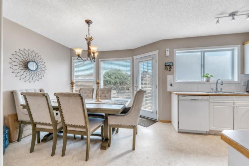 118 Tarington Close Ne, Calgary, AB - Indoor Photo Showing Dining Room