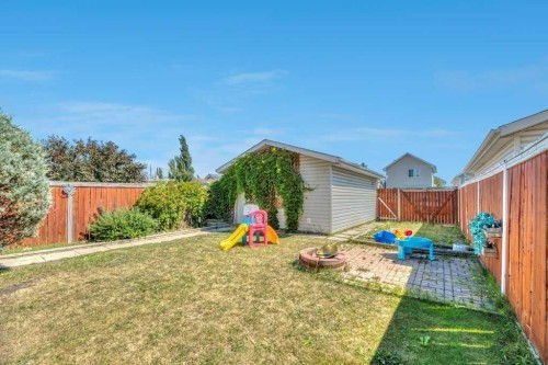 118 Tarington Close Ne, Calgary, AB - Outdoor