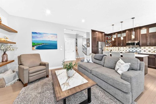 152 Royal Oak Terrace Nw, Calgary, AB - Indoor Photo Showing Living Room