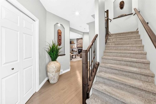 152 Royal Oak Terrace Nw, Calgary, AB - Indoor Photo Showing Other Room