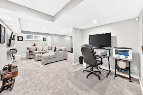 152 Royal Oak Terrace Nw, Calgary, AB - Indoor Photo Showing Office