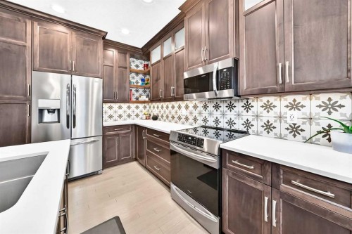 152 Royal Oak Terrace Nw, Calgary, AB - Indoor Photo Showing Kitchen With Upgraded Kitchen