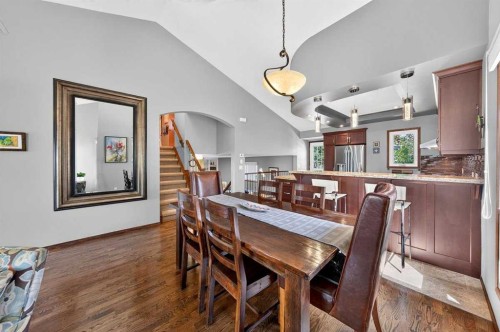 31 Scenic Cove Place Nw, Calgary, AB - Indoor Photo Showing Dining Room