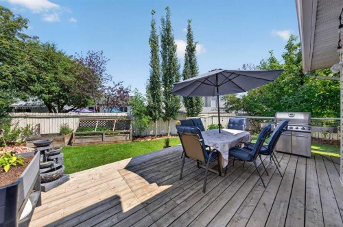 31 Scenic Cove Place Nw, Calgary, AB - Outdoor With Deck Patio Veranda