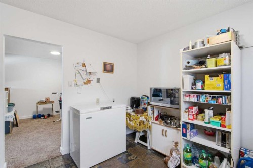196 Gordon Drive Sw, Calgary, AB - Indoor