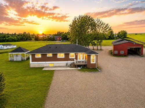 250257 Conrich Road, Rural Rocky View County, AB - Outdoor