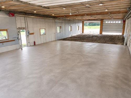 250257 Conrich Road, Rural Rocky View County, AB - Indoor