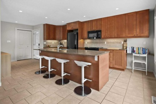 424 Silver Valley Drive Nw, Calgary, AB 