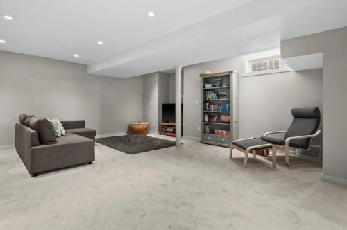 424 Silver Valley Drive Nw, Calgary, AB 