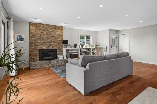 424 Silver Valley Drive Nw, Calgary, AB 