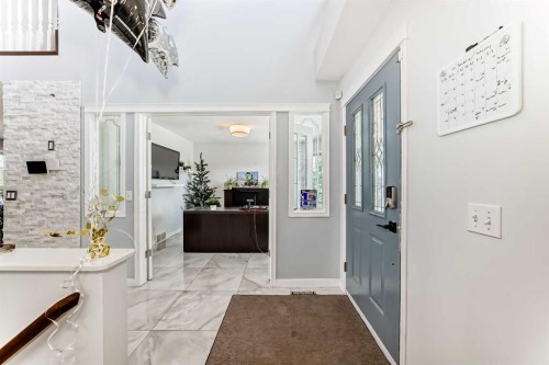 382 Cove Road, Chestermere, AB - Indoor Photo Showing Other Room