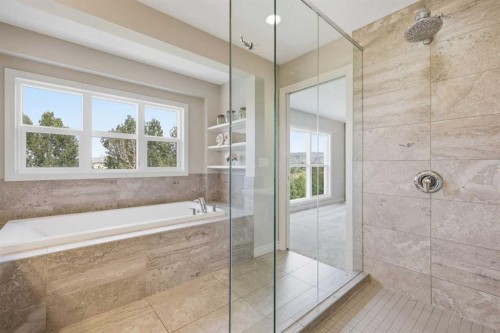 190 Riviera View, Cochrane, AB - Indoor Photo Showing Bathroom