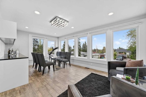 11 Selkirk Drive Sw, Calgary, AB - Indoor