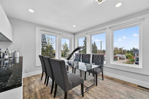 11 Selkirk Drive Sw, Calgary, AB - Indoor Photo Showing Dining Room