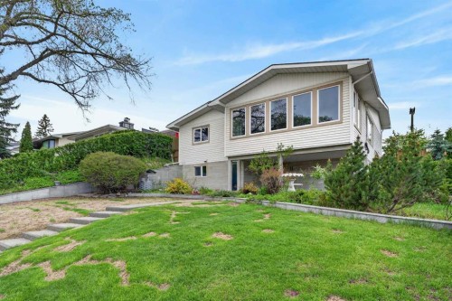 11 Selkirk Drive Sw, Calgary, AB - Outdoor