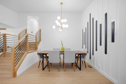 300 Edgehill Drive Nw, Calgary, AB - Indoor Photo Showing Dining Room