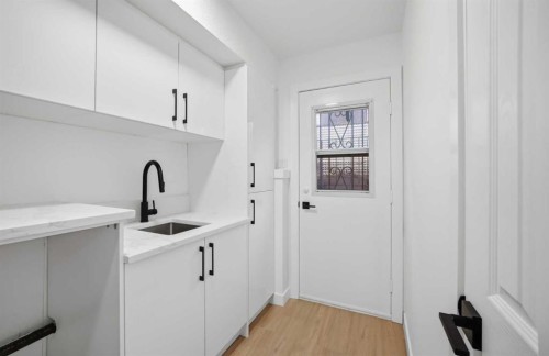 300 Edgehill Drive Nw, Calgary, AB - Indoor