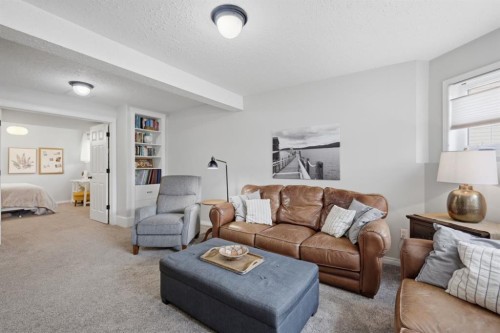6103 58 Street, Olds, AB - Indoor Photo Showing Living Room