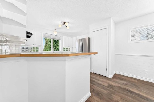 708 Tuscany Drive Nw, Calgary, AB - Indoor