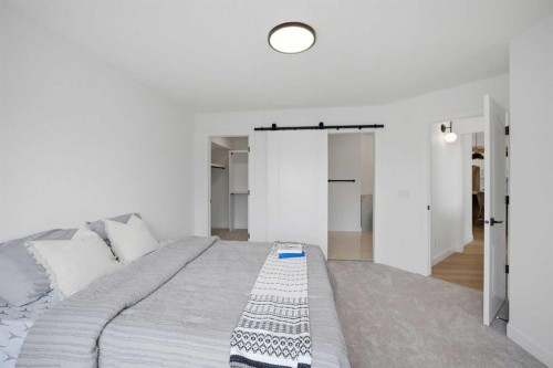 47 Citadel Ridge Close Nw, Calgary, AB - Indoor Photo Showing Bedroom