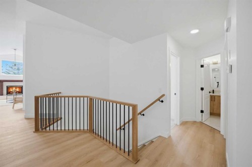 47 Citadel Ridge Close Nw, Calgary, AB - Indoor Photo Showing Other Room
