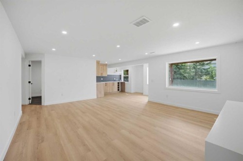 47 Citadel Ridge Close Nw, Calgary, AB - Indoor