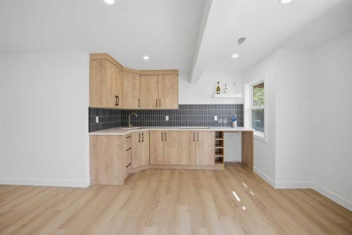 47 Citadel Ridge Close Nw, Calgary, AB - Indoor Photo Showing Kitchen