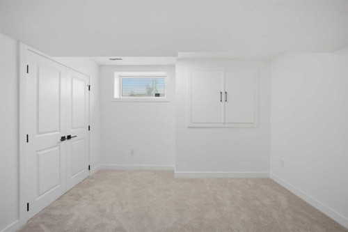 47 Citadel Ridge Close Nw, Calgary, AB - Indoor Photo Showing Other Room