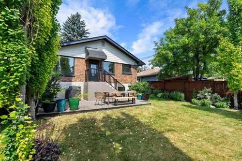 119 Coleridge Road Nw, Calgary, AB - Outdoor