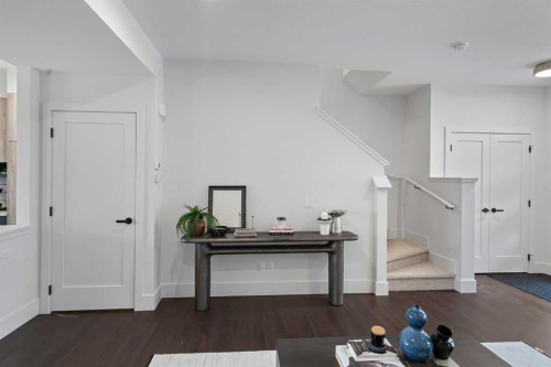 872 Sora Boulevard Se, Calgary, AB - Indoor Photo Showing Other Room