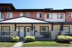 34 Eversyde Common SWCalgary, AB T2Y 4Z7