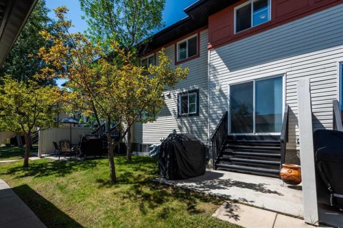 34 Eversyde Common Sw, Calgary, AB - Outdoor