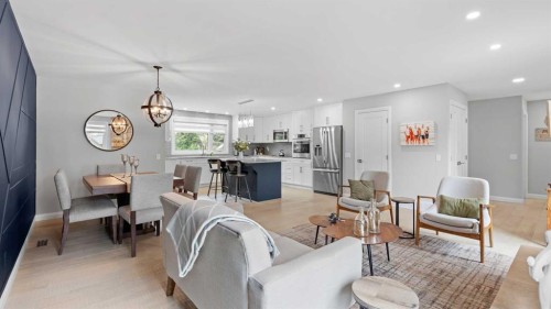 260 Parkview Place Se, Calgary, AB - Indoor