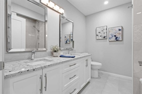 260 Parkview Place Se, Calgary, AB - Indoor Photo Showing Bathroom