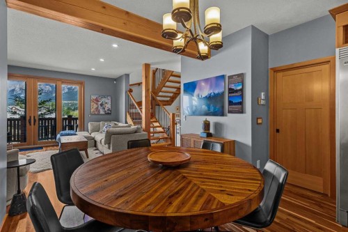 8-511 6Th Avenue, Canmore, AB - Indoor Photo Showing Dining Room